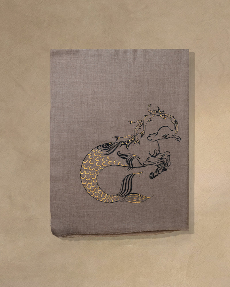 Forelock Myth Cashmere stole Beige stole from the Ashwaa Equestrian collection