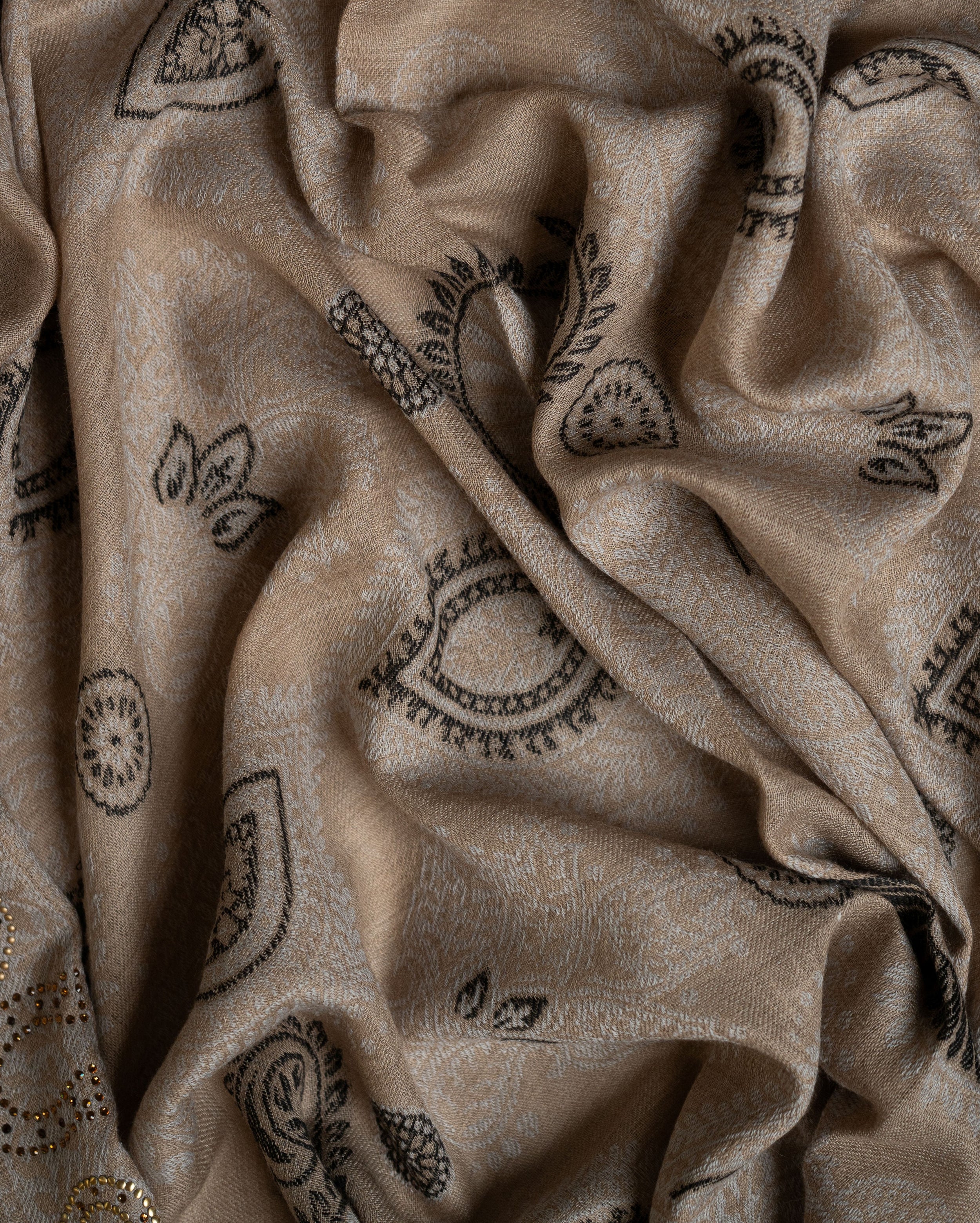 Pastern Dune Wool Stole — Beige stole from the Ashwaa Equestrian collection
