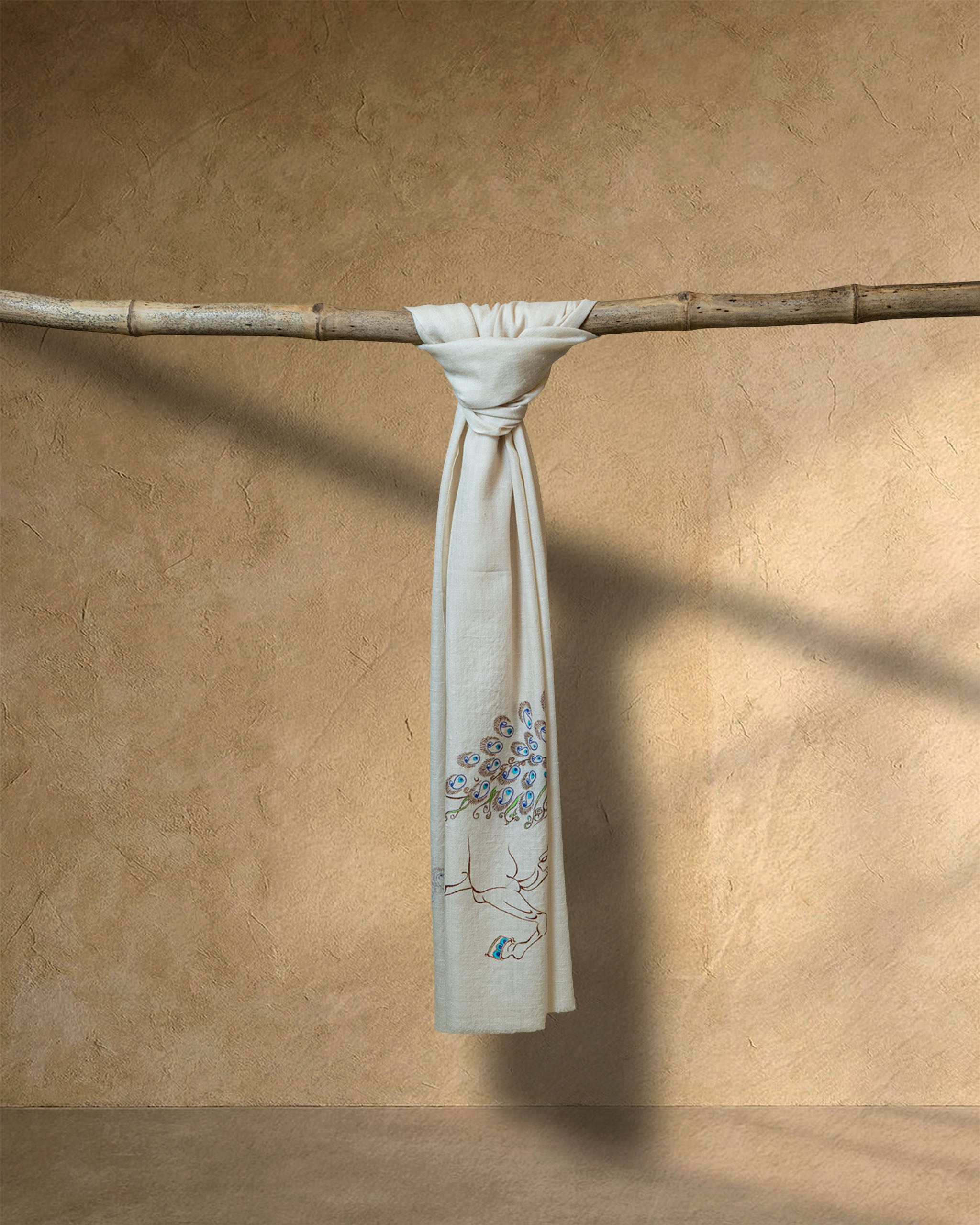 Plume Myth Cashmere Stole  cream stole from the Ashwaa Show jumping collection