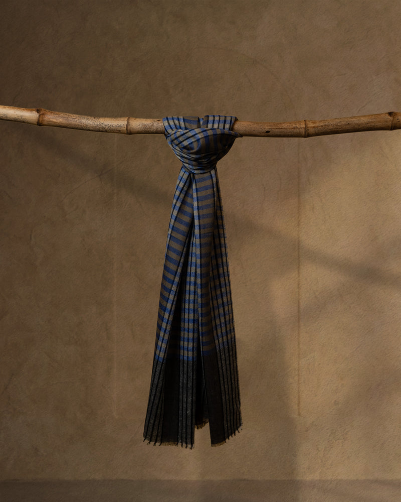 Flax Cross Cashmere Stole  Beige stole from the Ashwaa Sunrise collection