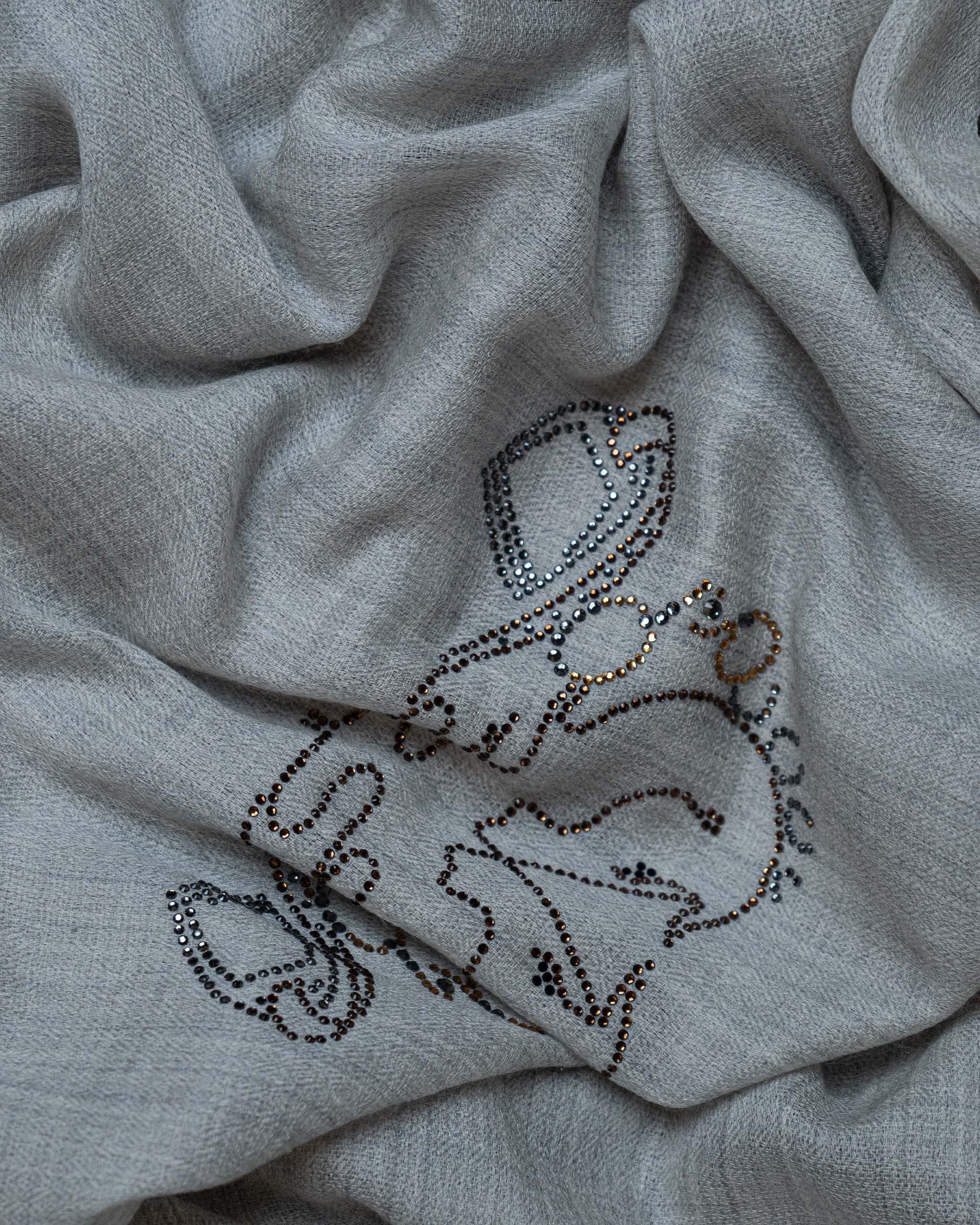 Stone Crest Wool Stole  Grey stole from the Ashwaa Equestrian collection