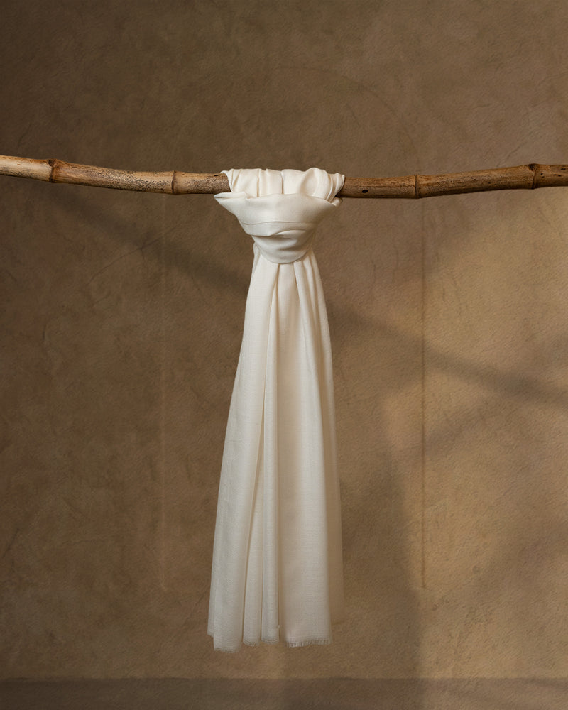 Winter Halt Wool Stole  White stole from the Ashwaa Sunrise collection