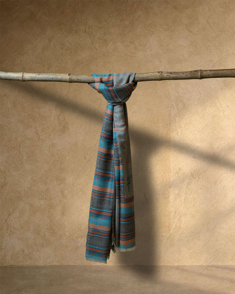 Linen Cross Wool Stole  Ivory stole from the Ashwaa Sunrise collection